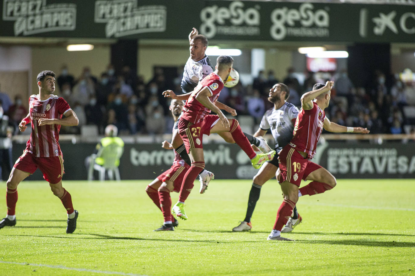 Fotos: La derrota del Cartagena contra la Ponferradina en imágenes
