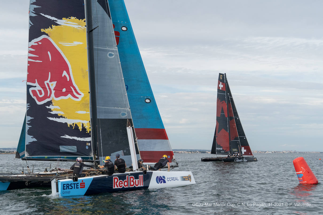 Fotos: Los catamaranes voladores, en marcha en la GC32 Mar Menor Cup