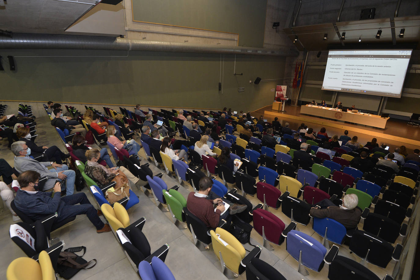 Fotos: Claustro de la Universidad de Murcia