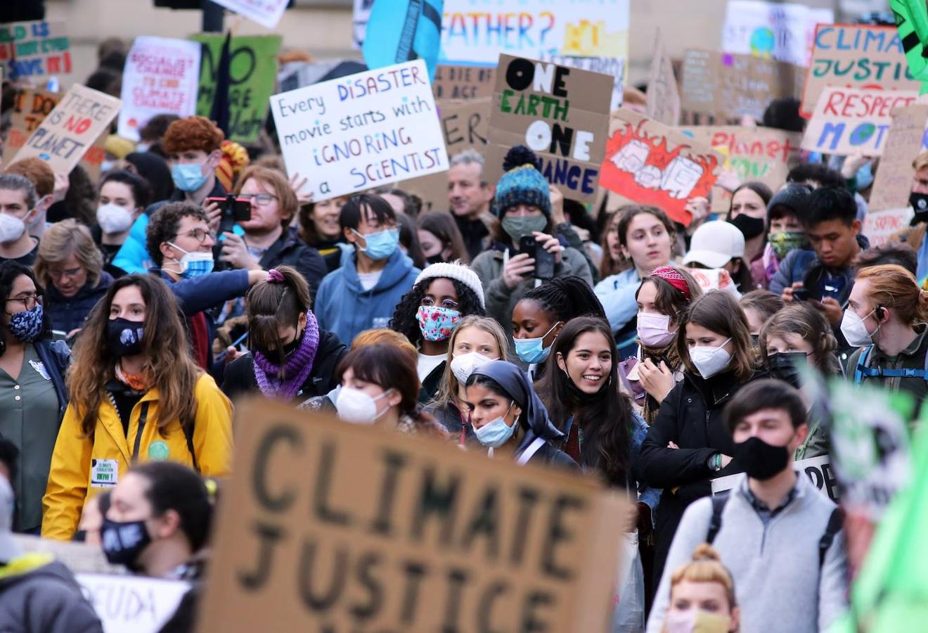 La marcha de jóvenes en Glasgow se ha celebrado de manera paralela a la cumbre del clima