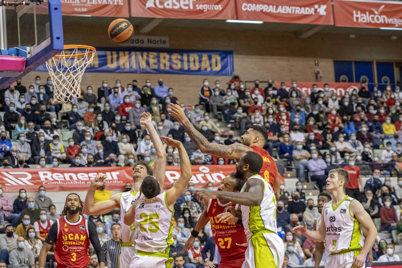Fotos: La victoria del UCAM Murcia contra el Urbas Fuenlabrada, en imágenes