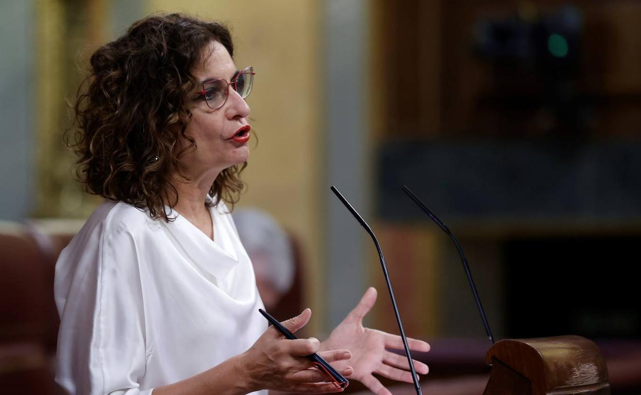 María Jesús Montero, ministra de Hacienda, en una comparecencia en el Congreso. 