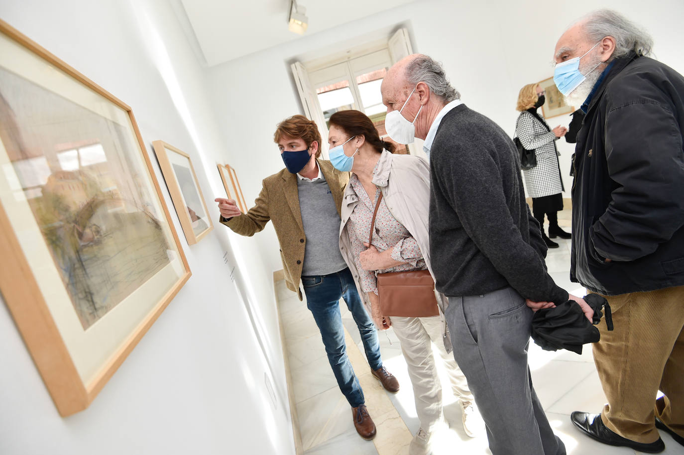 Fotos: El Museo Ramón Gaya de Murcia repasa en una docena de cuadros el vínculo del artista con Venecia