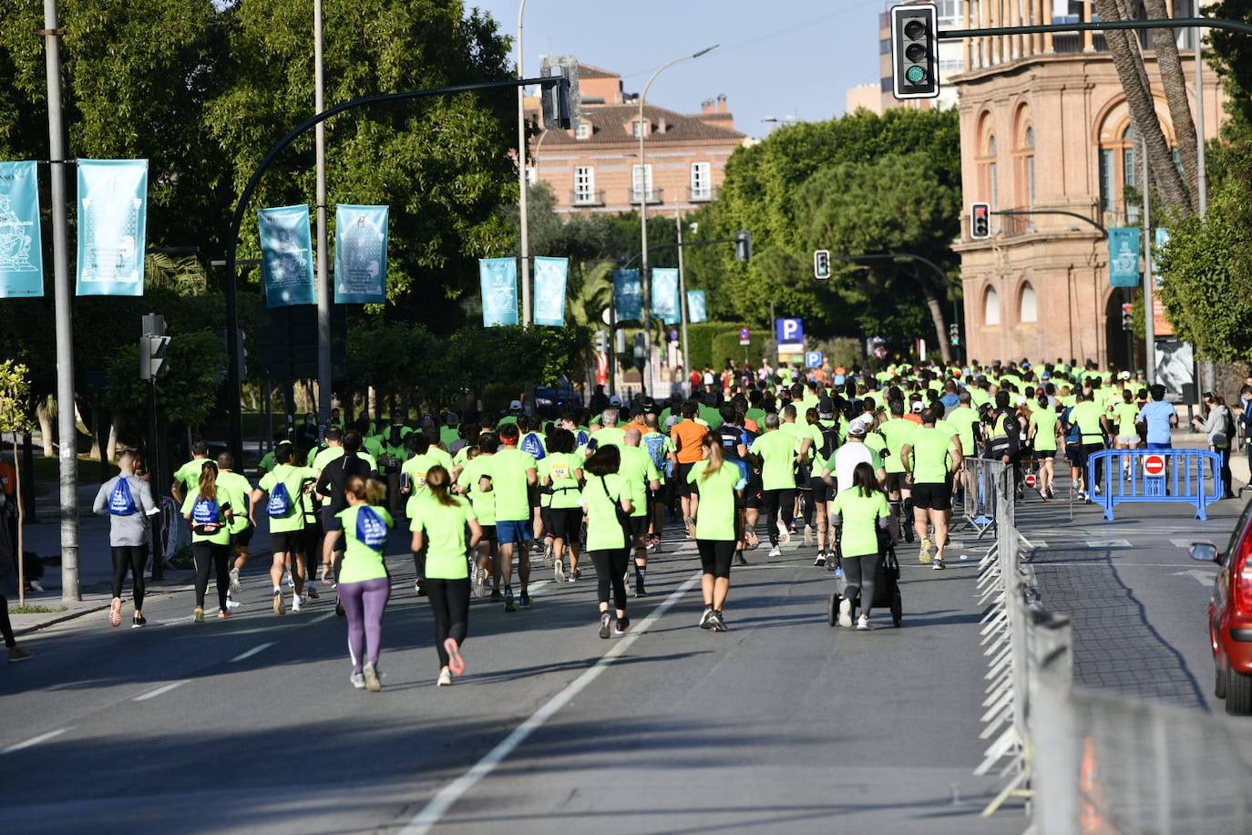 Fotos: La Marea Verde contra el cáncer vuelve a recorrer las calles de Murcia