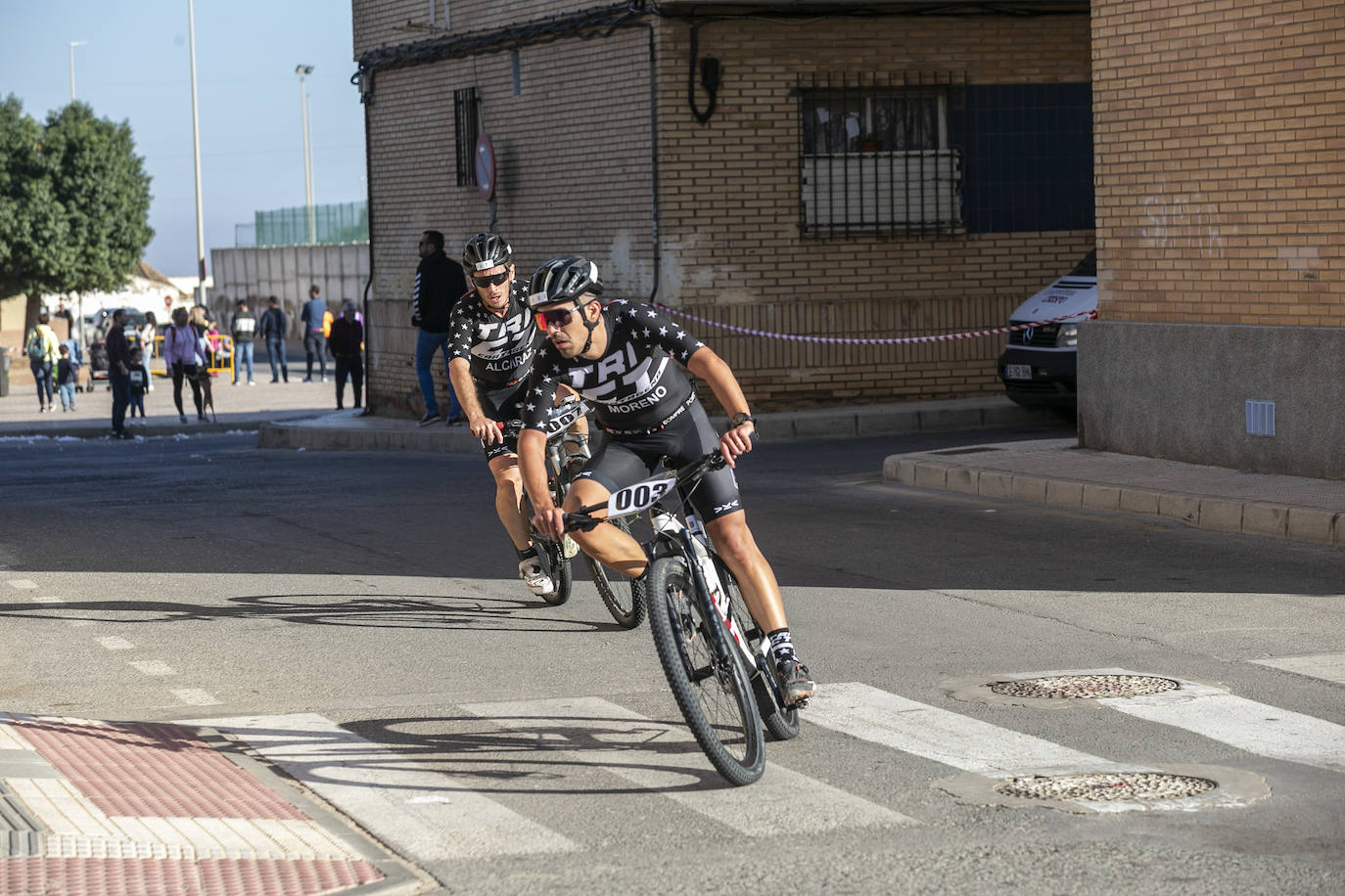 Fotos: Alcaraz y Alcolea vuelan en La Unión