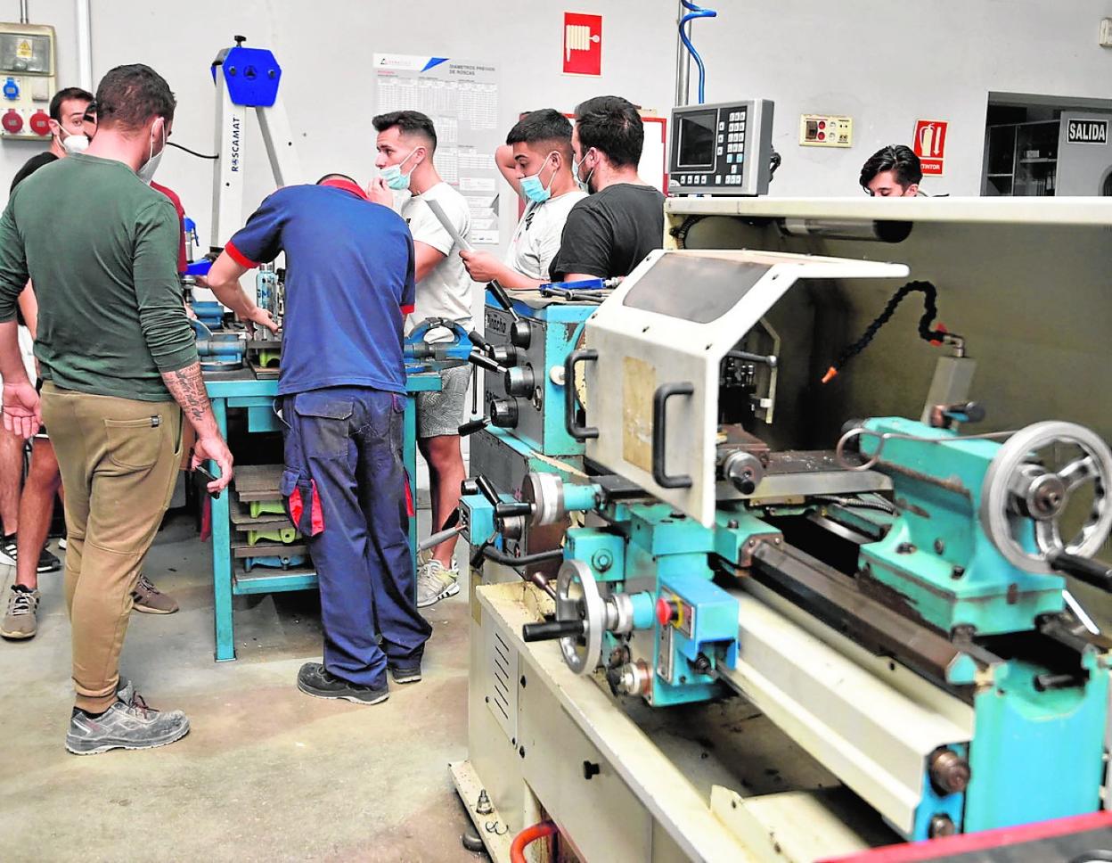 Alumnos en uno de los talleres de formación de Fremm, el pasado mes de septiembre. 