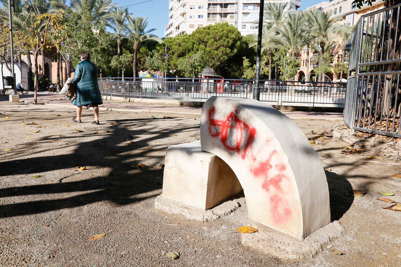 Fotos: Desperfectos de la Plaza Juan XXIII de Cartagena