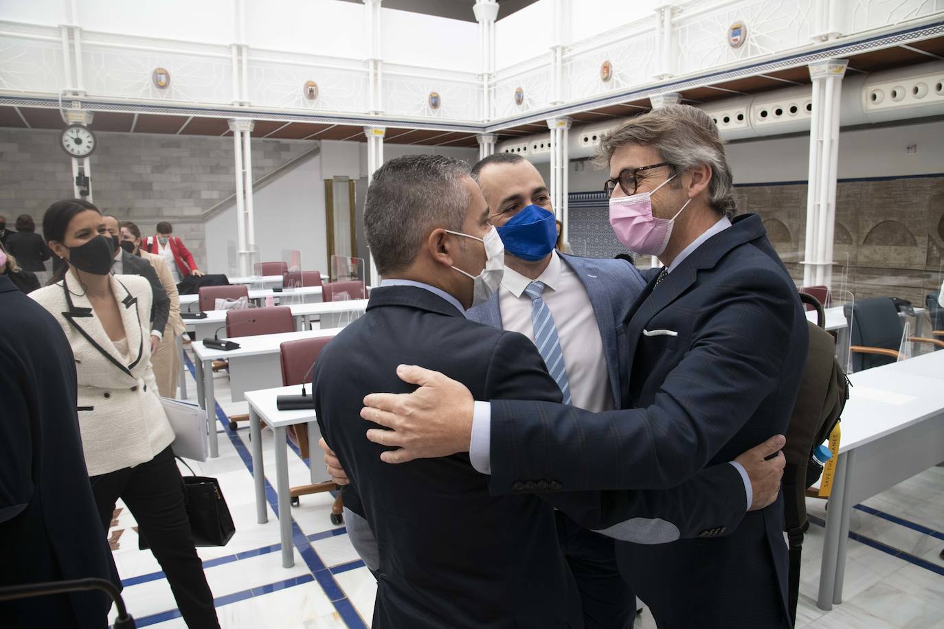 Fotos: PSOE y Ciudadanos se alían para poner coto al transfuguismo en el Estatuto