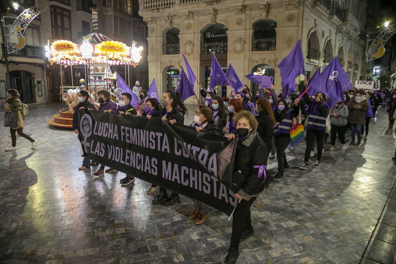 Fotos: Cartagena denuncia en la calle el machismo que mata a las mujeres