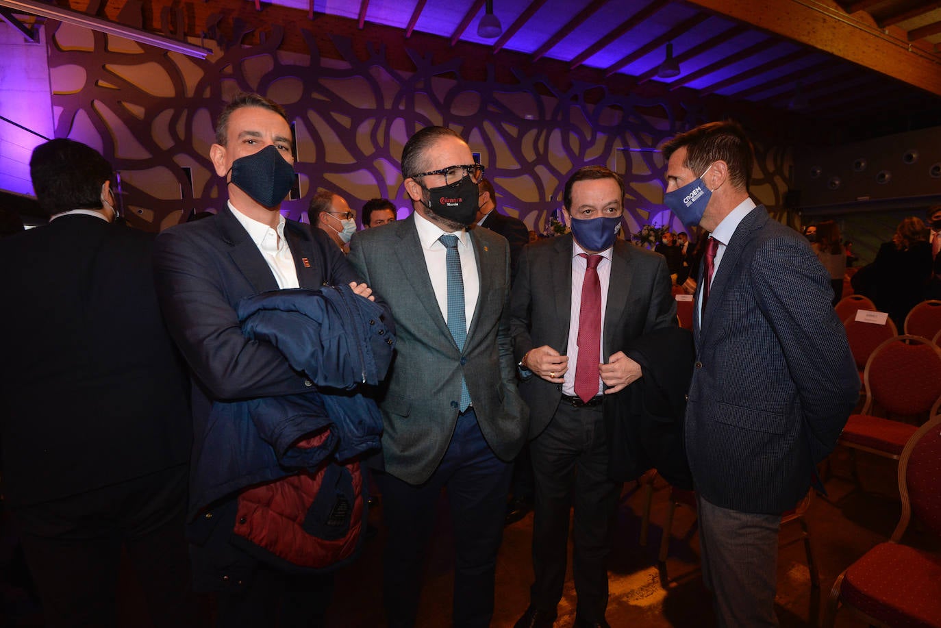 Fotos: Adimur distingue a los mejores directivos del año en la Región