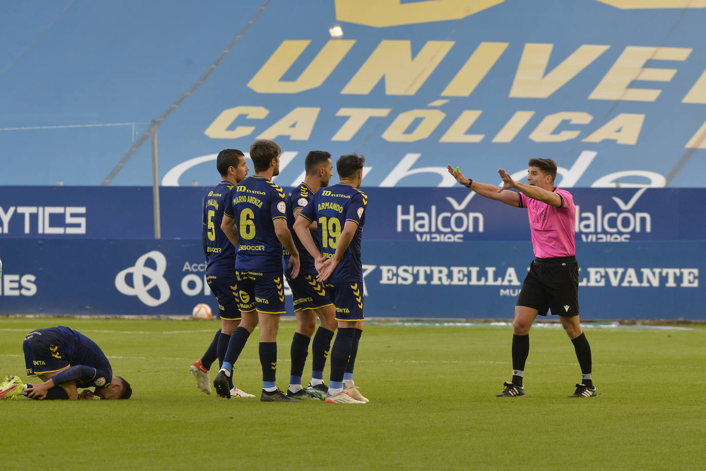 Fotos: La victoria del UCAM CF frente al Algeciras, en imágenes