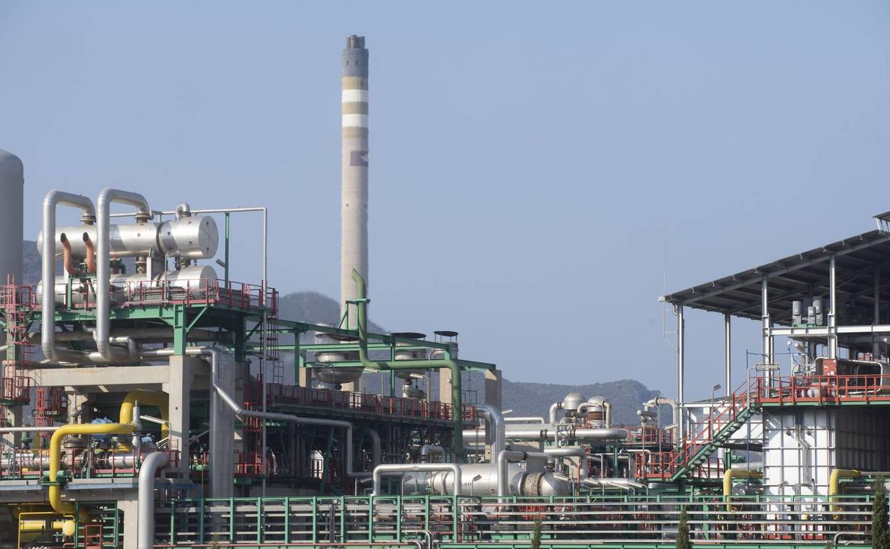 Repsol termina la parada de refinería y prepara el suelo para la planta de biocombustibles