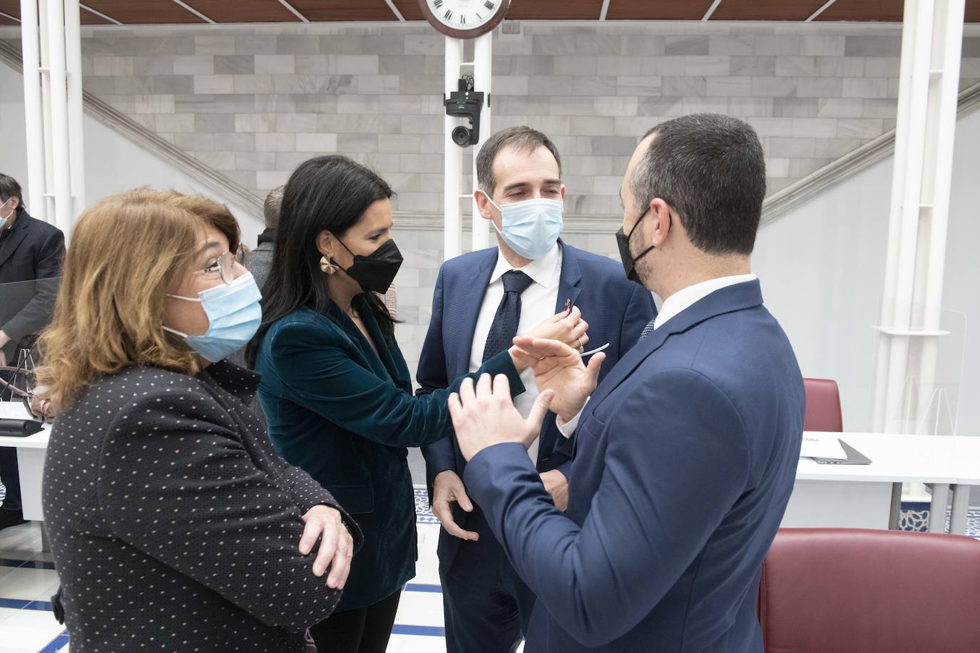 Fotos: La Asamblea reforma su Reglamento para poder reclamar el Estatuto de Autonomía al Congreso