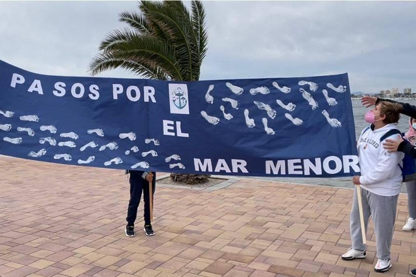 Fotos: Los niños de la Región de Murcia se movilizan por el Mar Menor