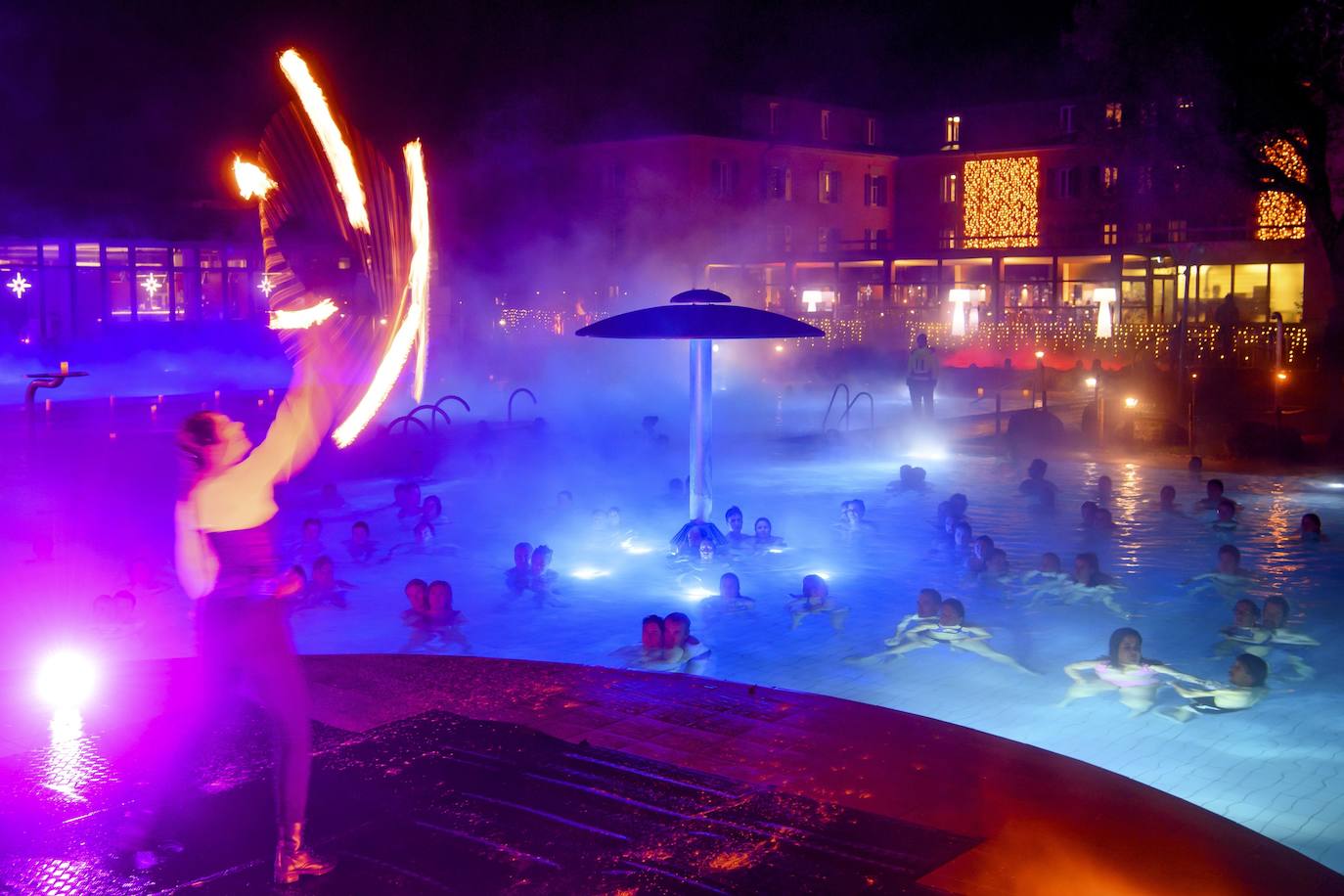 Fotos: Baños de fuego en Suiza