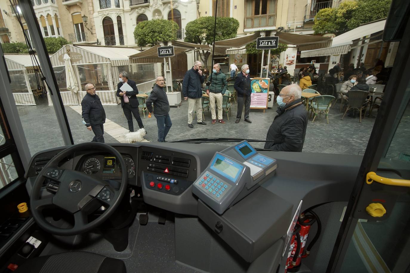 Fotos: Autobuses rojos y blancos para las líneas entre Murcia y pedanías