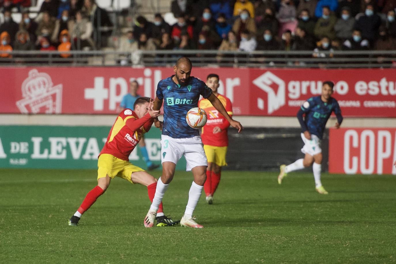 Fotos: El Cádiz no tiene piedad del Villa de Fortuna (0-7)