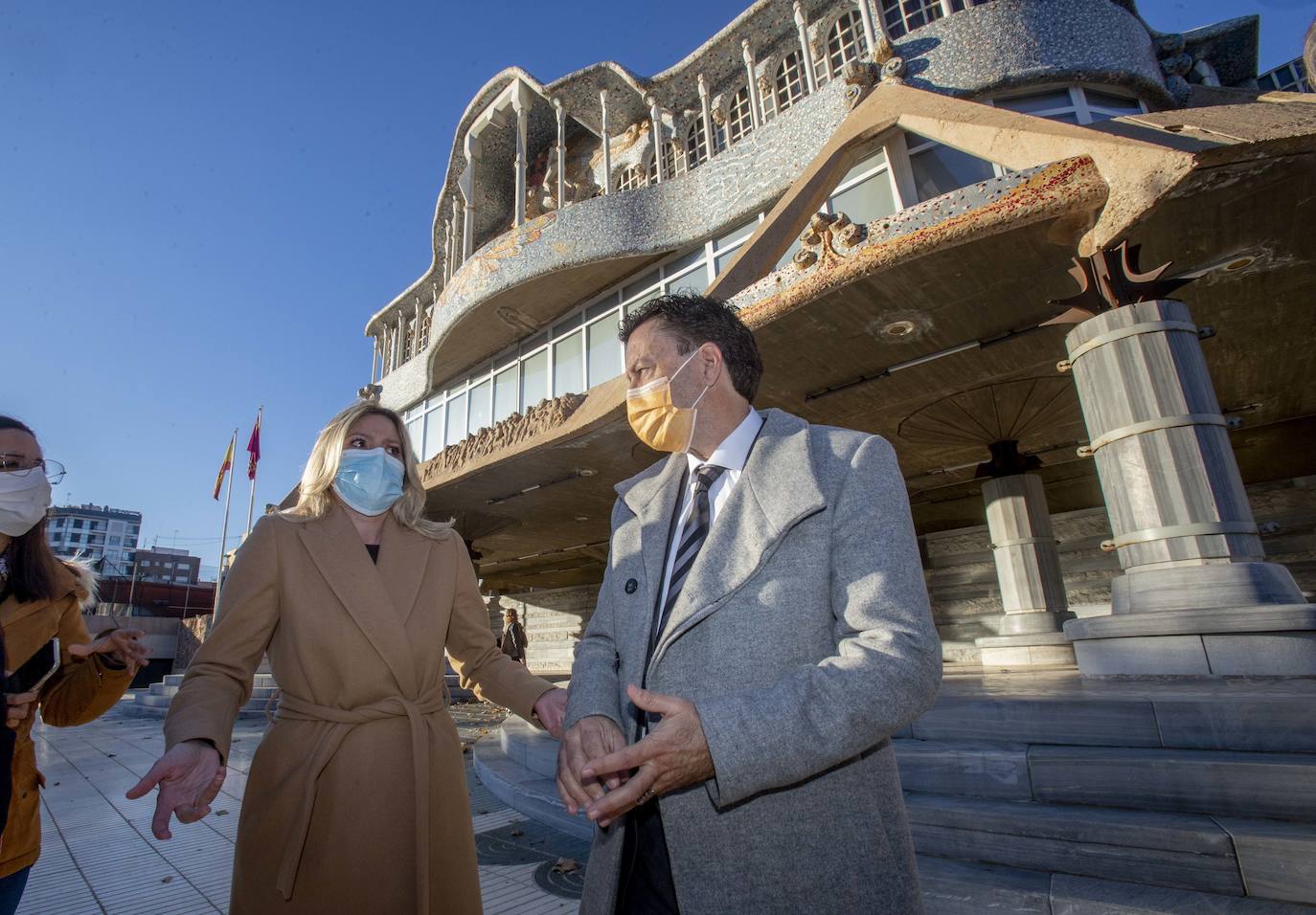 Fotos: Gobierno y oposición dinamitan el diálogo y el consenso con la retirada del Estatuto