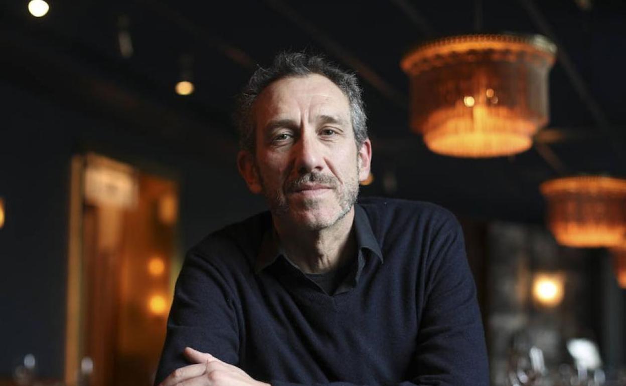 El escritor asturiano Ricardo Menéndez Salmón. 