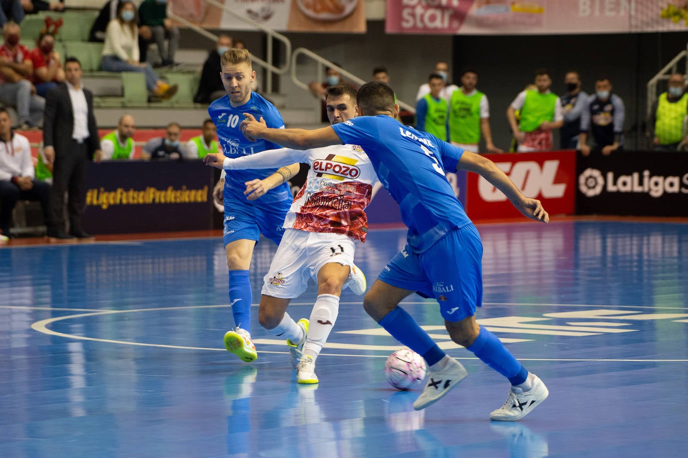 Fotos: La derrota de ElPozo ante Valdepeñas, en imágenes