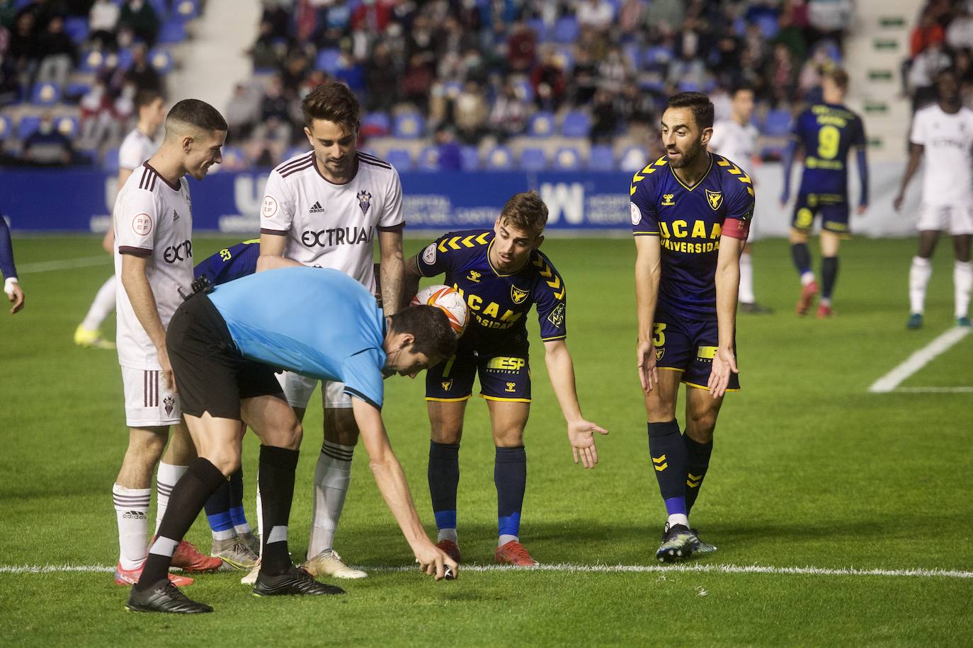 Fotos: La derrota del UCAM CF frente al Albacete Balompié, en imágenes