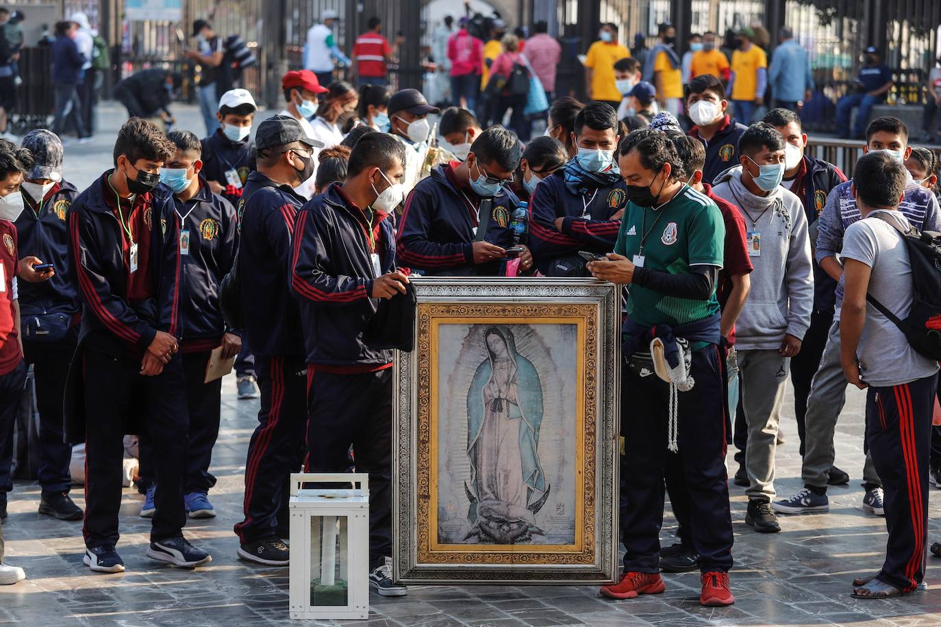 Fotos: Esperanza y medidas sanitarias para la Virgen de Guadalupe