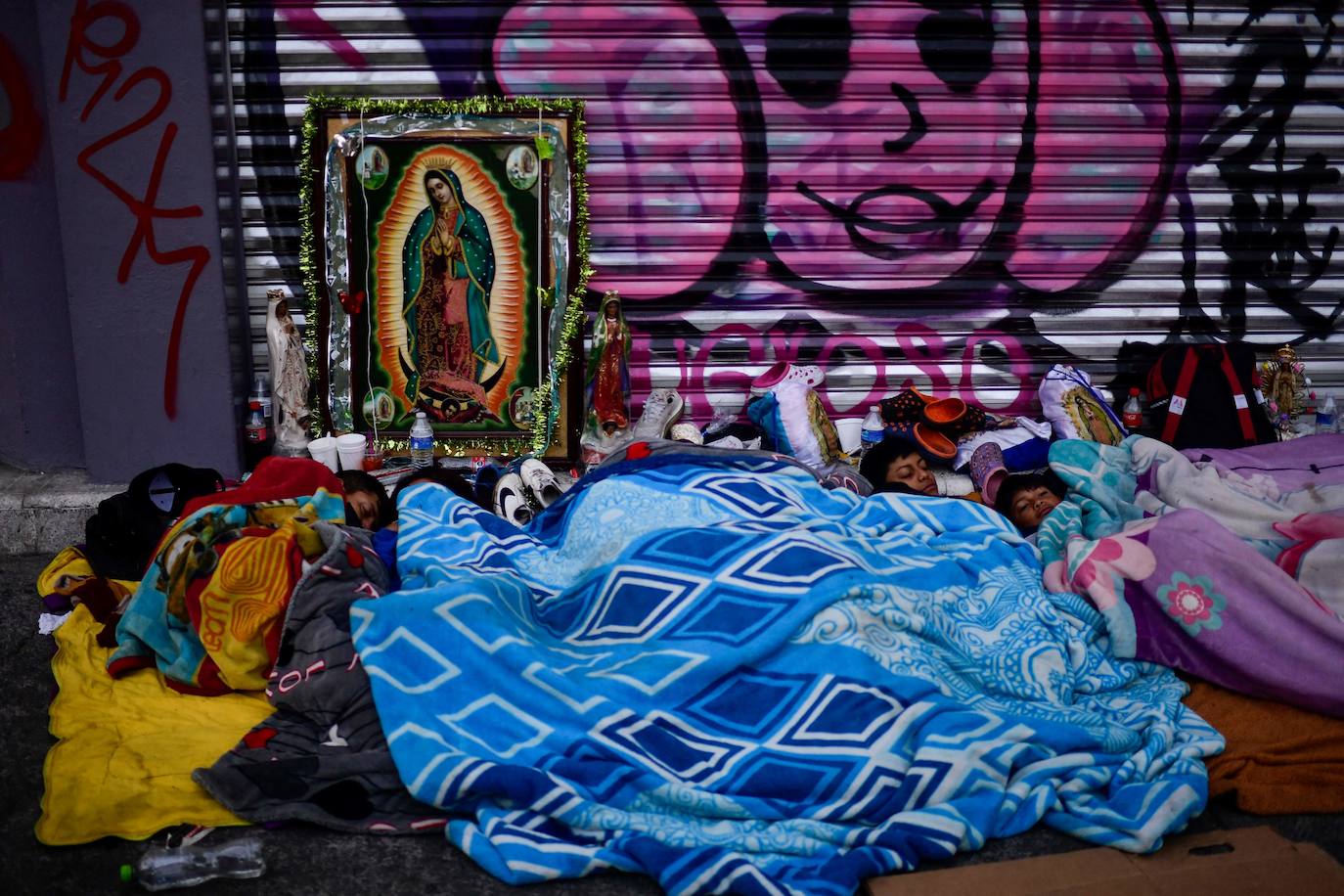 Fotos: Esperanza y medidas sanitarias para la Virgen de Guadalupe