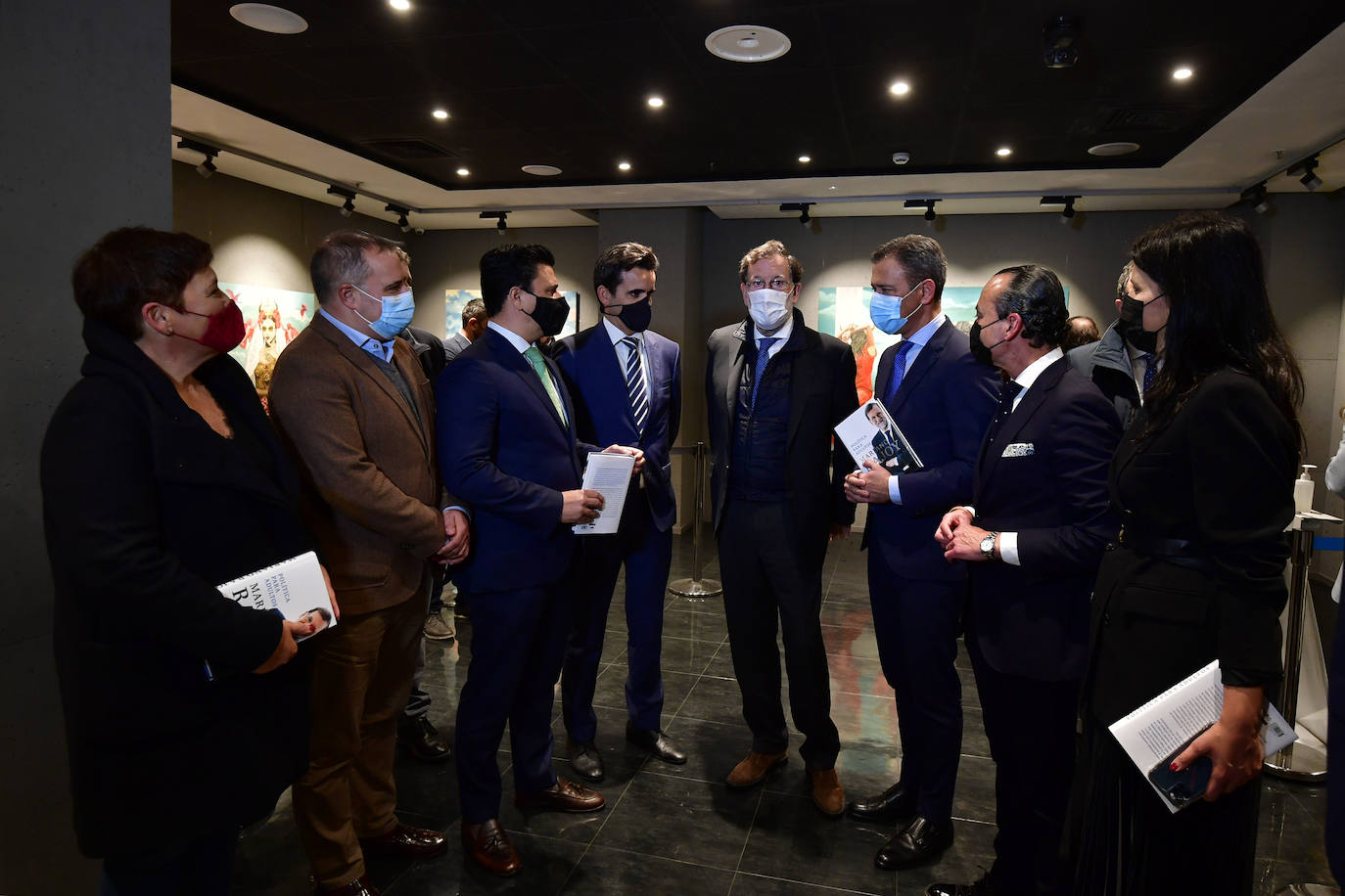 Fotos: Mariano Rajoy firma &#039;Política para adultos&#039; en Murcia