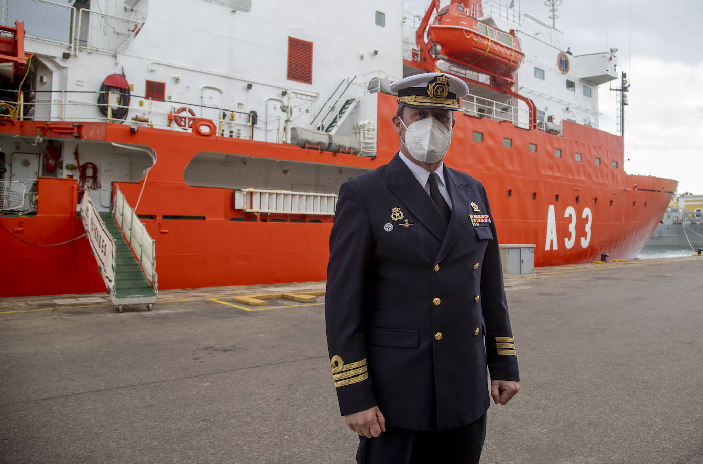 Fotos: El &#039;Hespérides&#039; zarpa desde el arsenal de Cartagena hacia la Antártida en &#039;modo burbuja&#039;