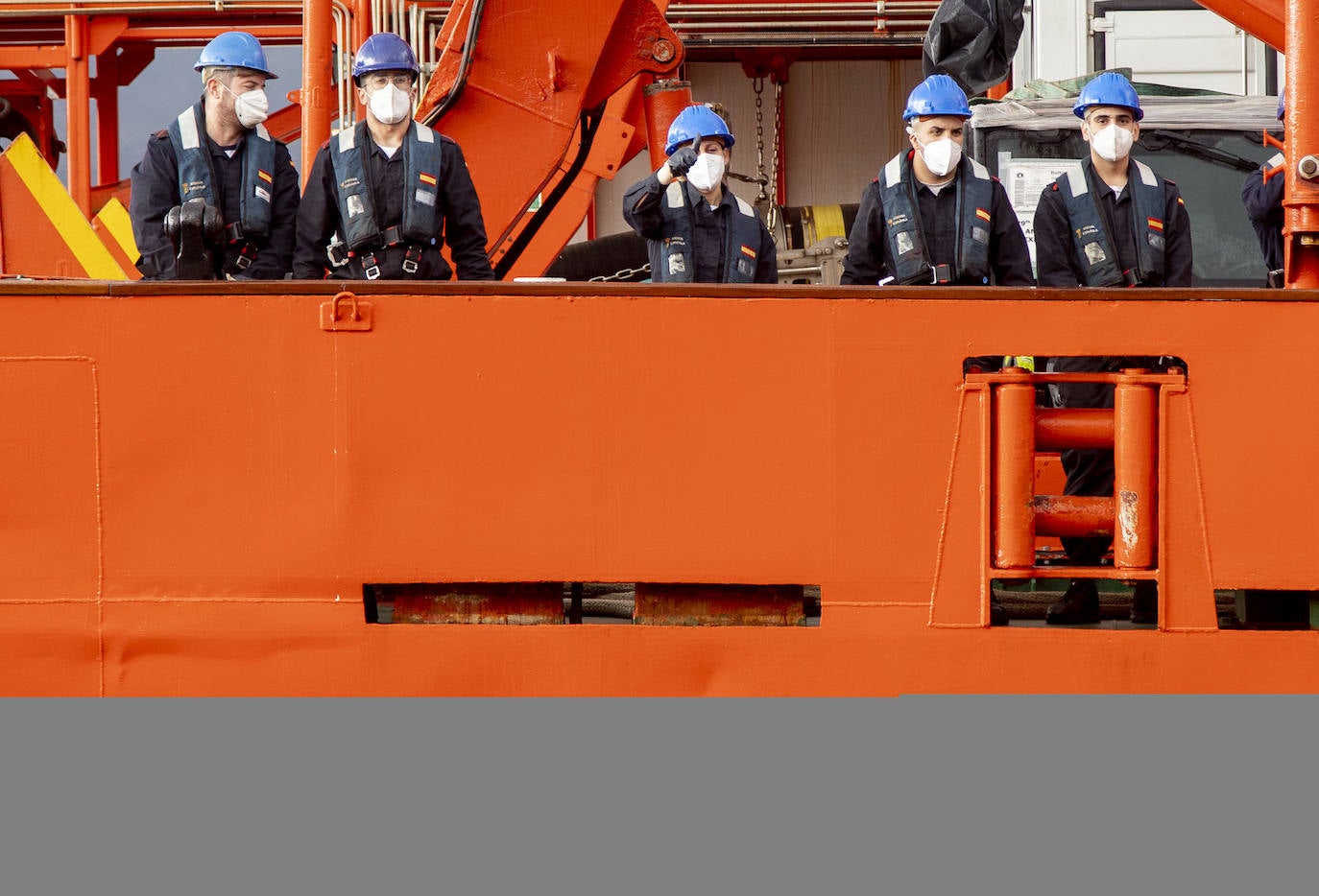 Fotos: El &#039;Hespérides&#039; zarpa desde el arsenal de Cartagena hacia la Antártida en &#039;modo burbuja&#039;