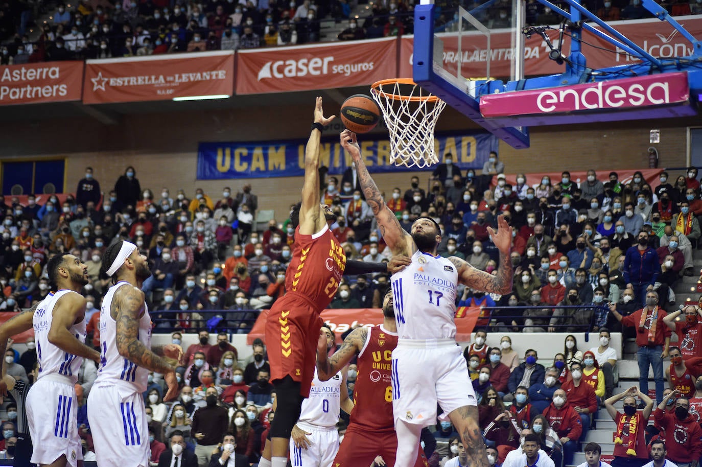 Fotos: Demasiado Real Madrid para el UCAM