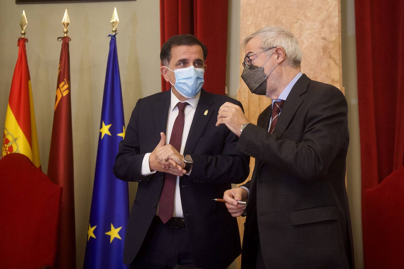 Fotos: Pleno municipal del Ayuntamiento de Murcia