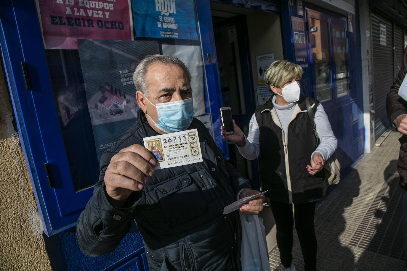 Fotos: La administración El Popeye de Los Dolores de Cartagena reparte 6,9 millones con un quinto premio