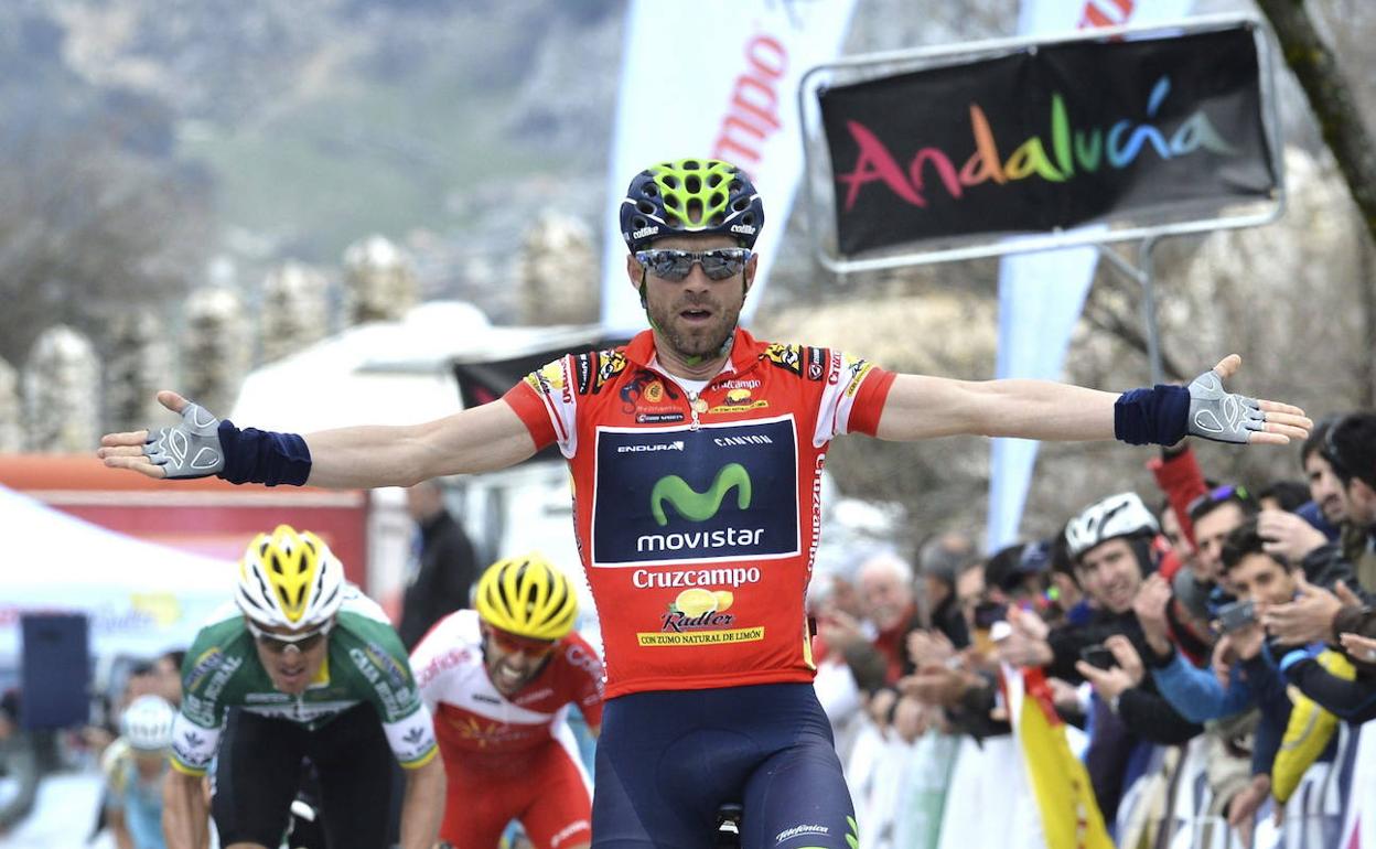 Alejandro Valverde se impone en una etapa de la Vuelta a Andalucía de 2014. 