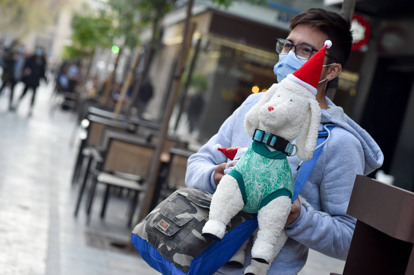 Fotos: Las mascarillas vuelven a las calles de la Región de Murcia por Navidad