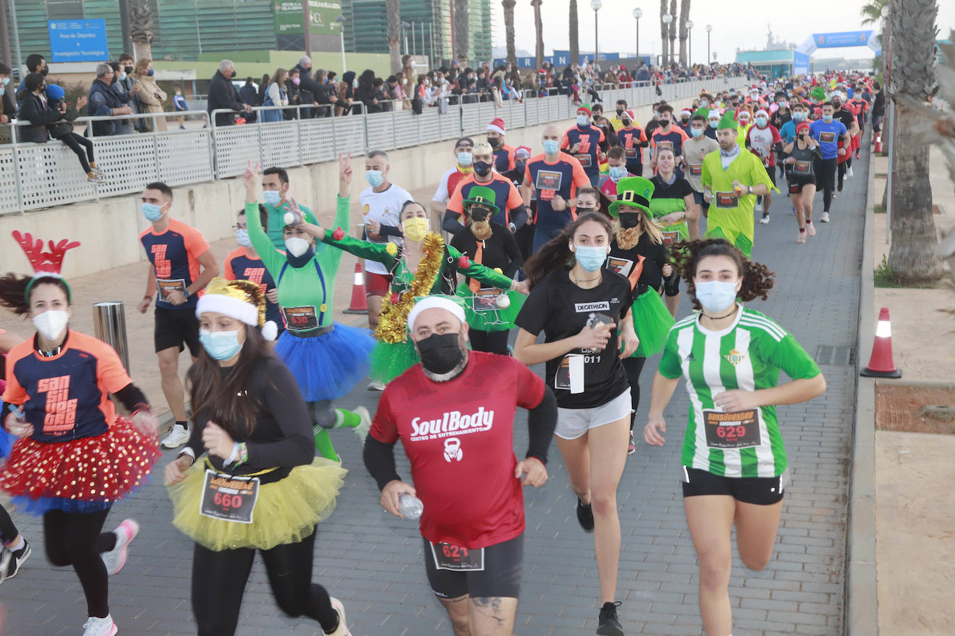 Fotos: El ambiente en la San Silvestre de Cartagena 2021, en imágenes