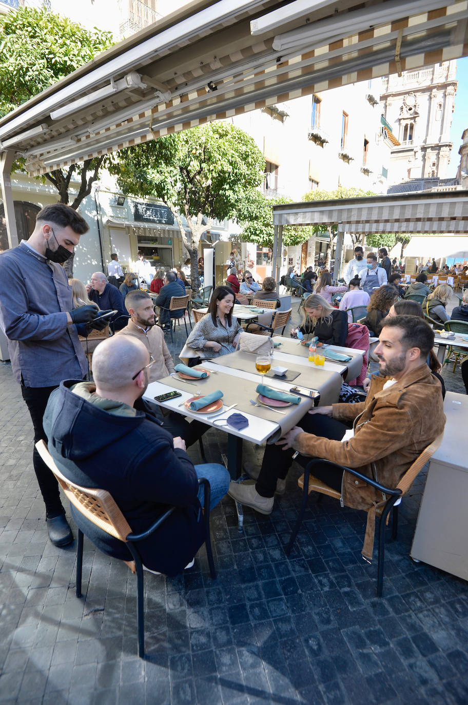 Fotos: Murcia llena las terrazas en una &#039;Tardevieja&#039; primaveral