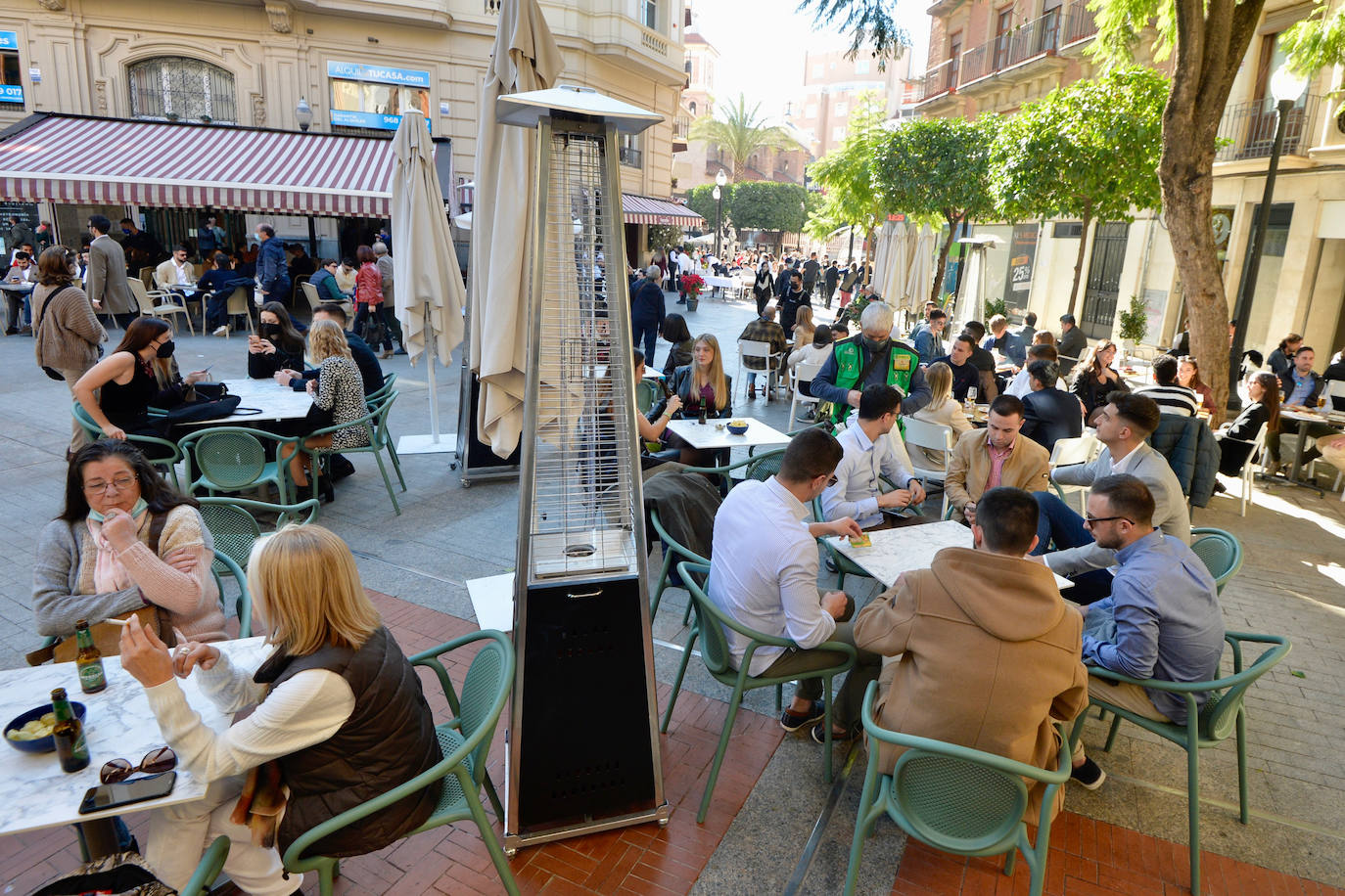 Fotos: Murcia llena las terrazas en una &#039;Tardevieja&#039; primaveral