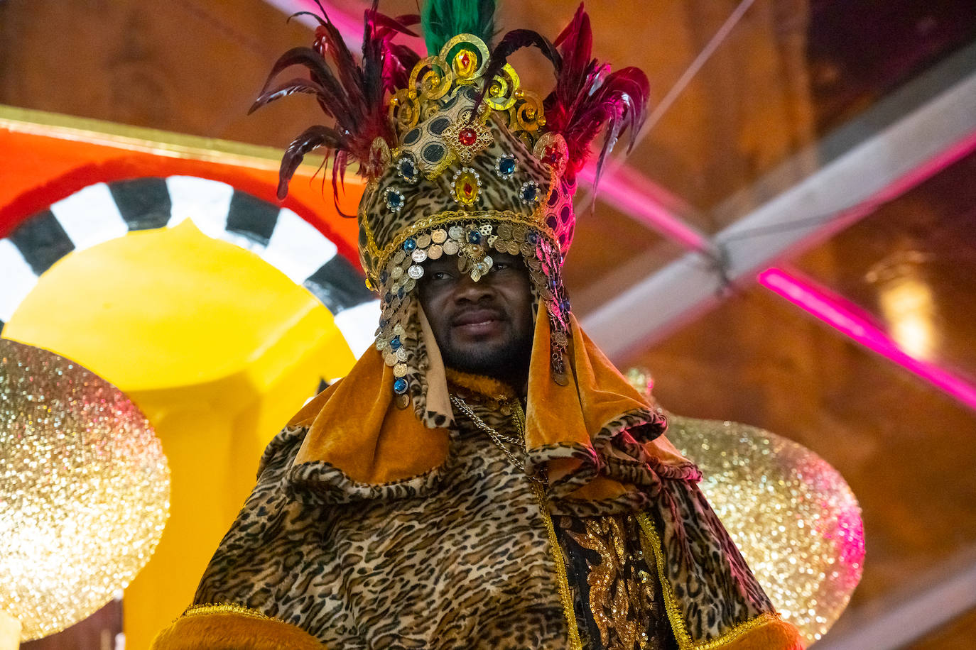 Fotos: Cabalgata de los Reyes Magos estática en la plaza de España de Lorca