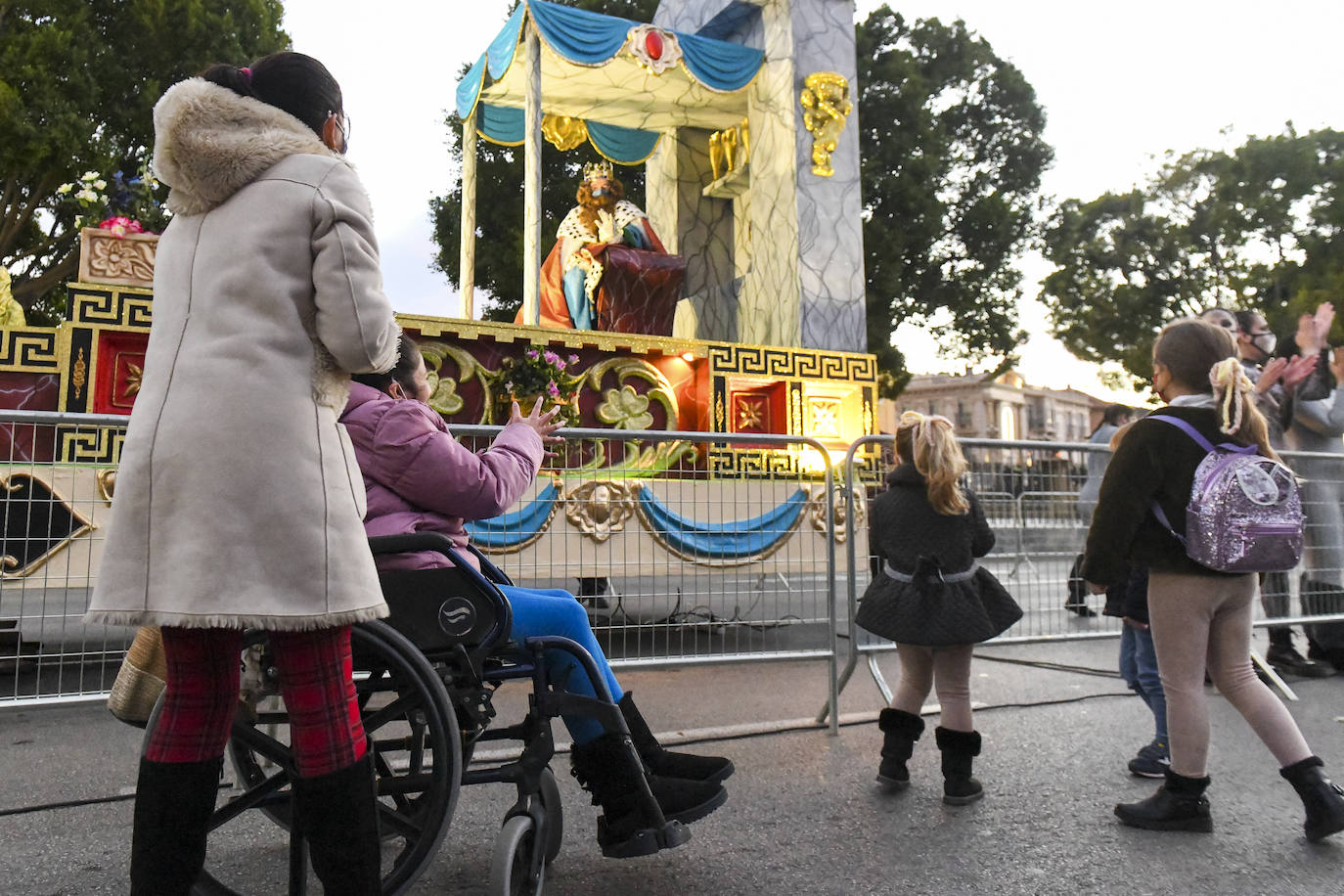 Fotos: Cabalgata estática de los Reyes Magos en Murcia