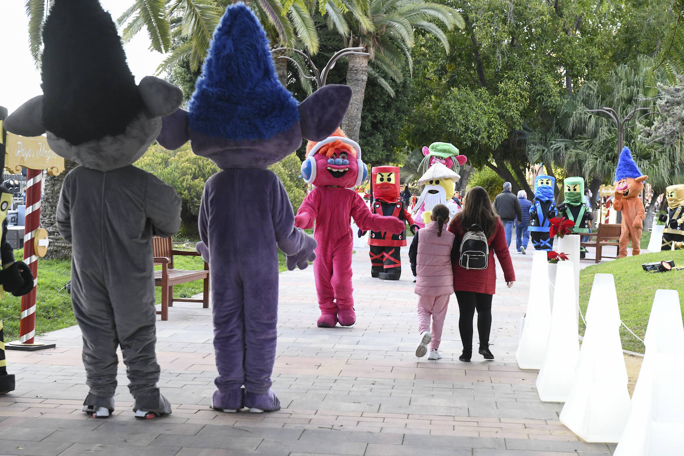 Fotos: Cabalgata estática de los Reyes Magos en Murcia