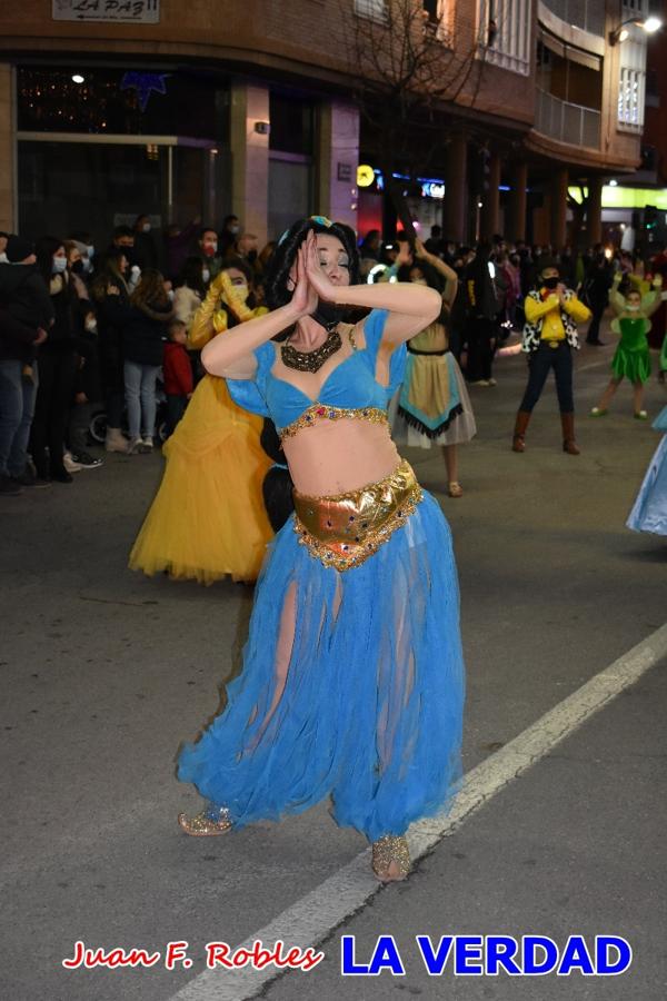 El Cortejo Real que precedía a las carrozas del Melchor, Gaspar y Baltasar, estaba compuesto por distintas carrozas, espectáculos musicales y personajes de fantasía. La Policía Local y el Cuerpo de Bomberos abrieron el recorrido, seguidos de Dafne Dance Academy, Goofy & Donald, Club Gymca VeraCruz, La Sirenita, Academia de Baile EDIG, Pinocho, Escuela de Baile de la Concejalía de Deportes, Las Mariposas, Escuela de Baile Ana, La Bella y la Bestia, la Guardia de Darth Vader y la Banda de Música La Compañía.
