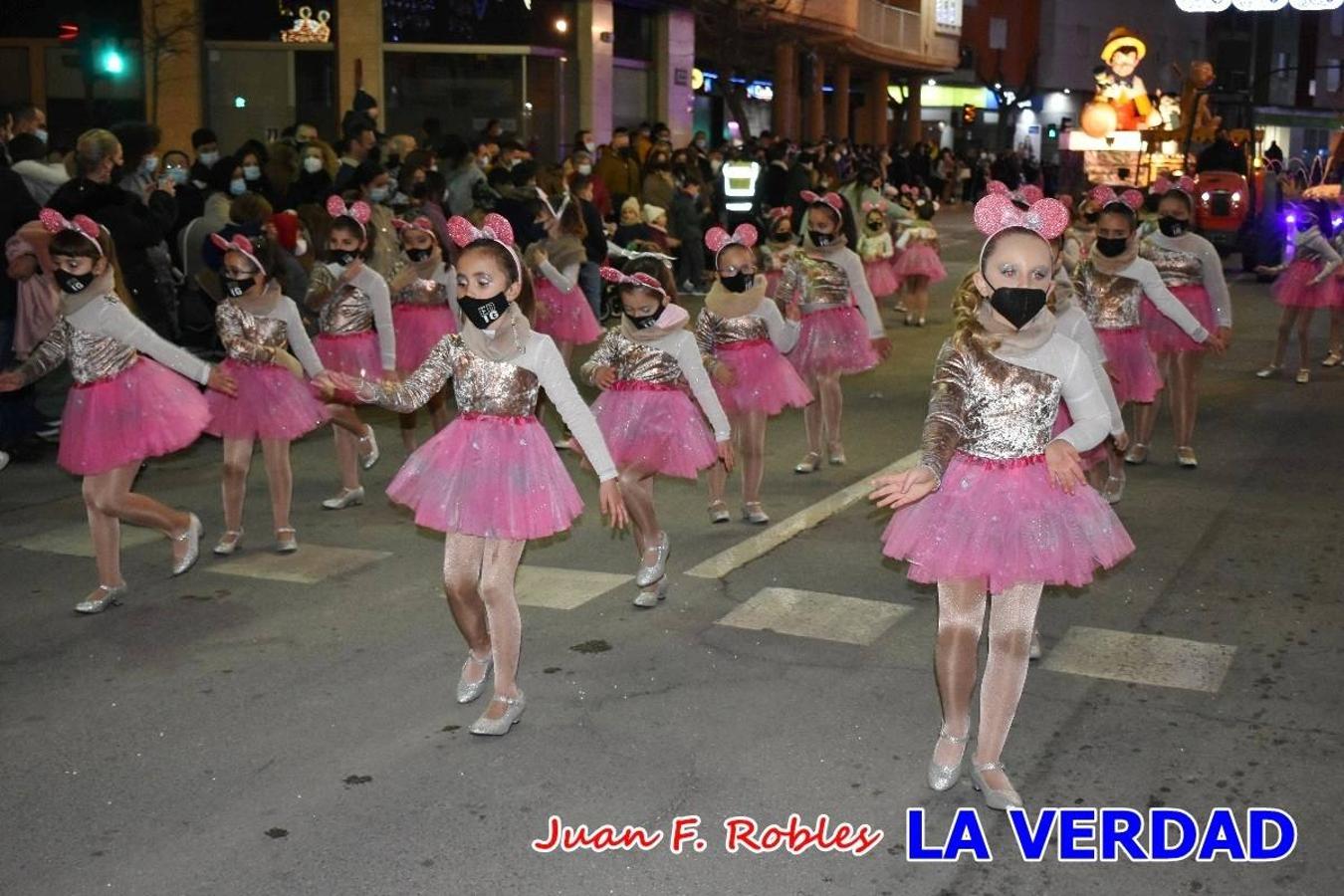 El Cortejo Real que precedía a las carrozas del Melchor, Gaspar y Baltasar, estaba compuesto por distintas carrozas, espectáculos musicales y personajes de fantasía. La Policía Local y el Cuerpo de Bomberos abrieron el recorrido, seguidos de Dafne Dance Academy, Goofy & Donald, Club Gymca VeraCruz, La Sirenita, Academia de Baile EDIG, Pinocho, Escuela de Baile de la Concejalía de Deportes, Las Mariposas, Escuela de Baile Ana, La Bella y la Bestia, la Guardia de Darth Vader y la Banda de Música La Compañía.