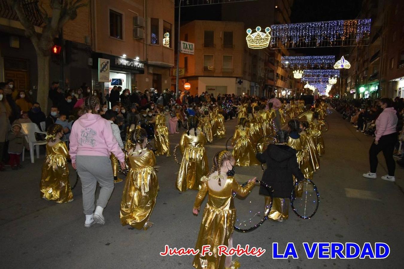 El Cortejo Real que precedía a las carrozas del Melchor, Gaspar y Baltasar, estaba compuesto por distintas carrozas, espectáculos musicales y personajes de fantasía. La Policía Local y el Cuerpo de Bomberos abrieron el recorrido, seguidos de Dafne Dance Academy, Goofy & Donald, Club Gymca VeraCruz, La Sirenita, Academia de Baile EDIG, Pinocho, Escuela de Baile de la Concejalía de Deportes, Las Mariposas, Escuela de Baile Ana, La Bella y la Bestia, la Guardia de Darth Vader y la Banda de Música La Compañía.