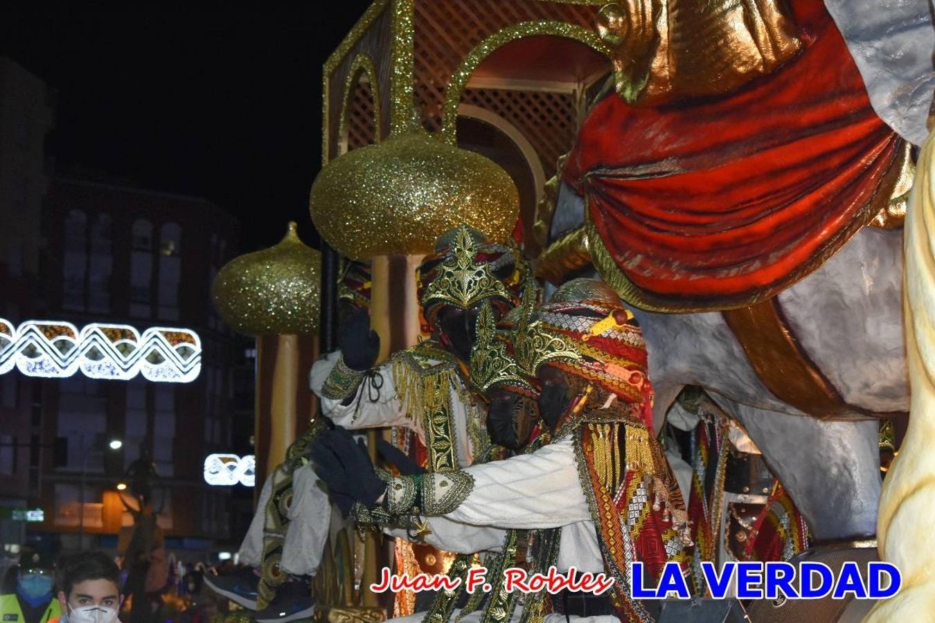 El Cortejo Real que precedía a las carrozas del Melchor, Gaspar y Baltasar, estaba compuesto por distintas carrozas, espectáculos musicales y personajes de fantasía. La Policía Local y el Cuerpo de Bomberos abrieron el recorrido, seguidos de Dafne Dance Academy, Goofy & Donald, Club Gymca VeraCruz, La Sirenita, Academia de Baile EDIG, Pinocho, Escuela de Baile de la Concejalía de Deportes, Las Mariposas, Escuela de Baile Ana, La Bella y la Bestia, la Guardia de Darth Vader y la Banda de Música La Compañía.