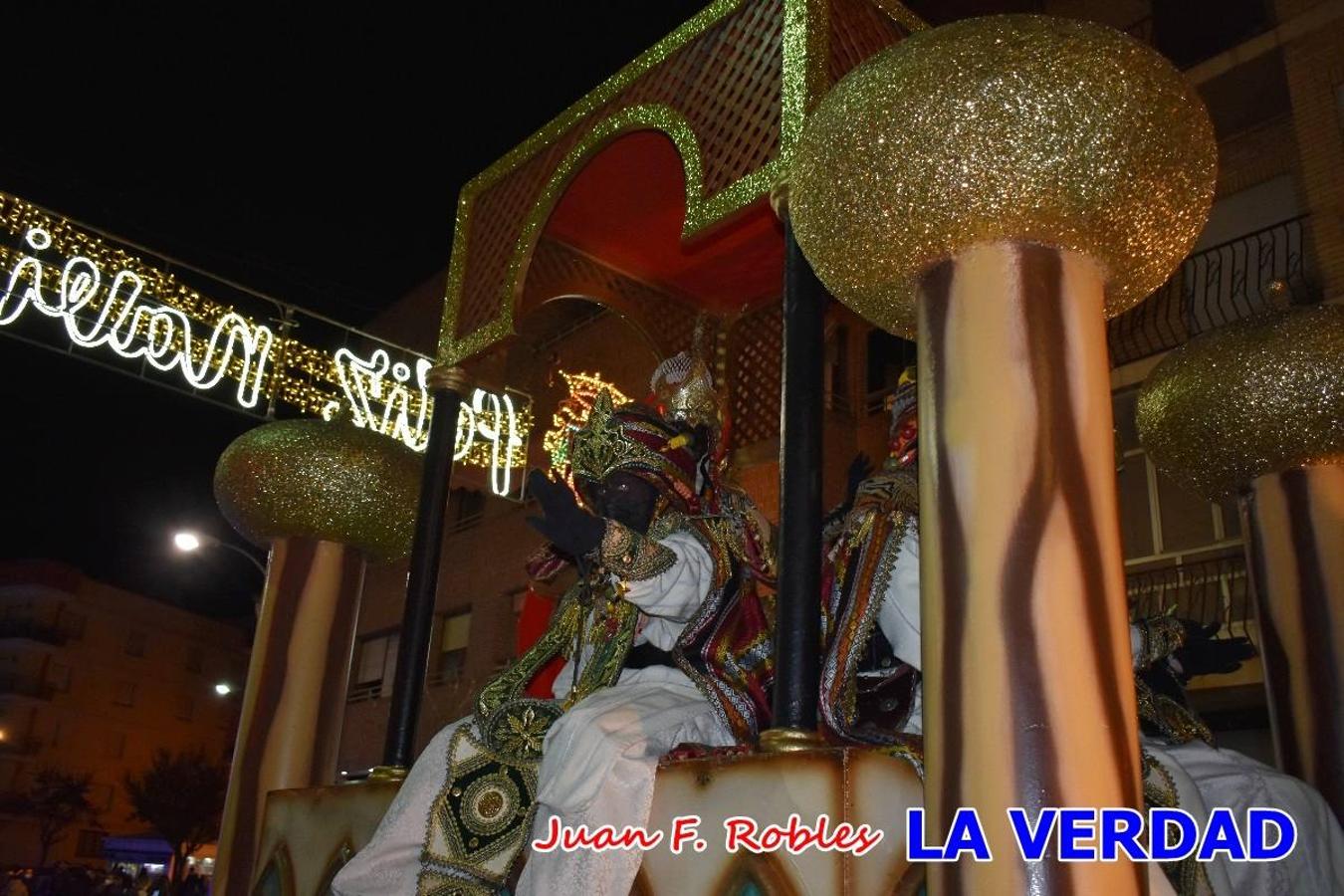El Cortejo Real que precedía a las carrozas del Melchor, Gaspar y Baltasar, estaba compuesto por distintas carrozas, espectáculos musicales y personajes de fantasía. La Policía Local y el Cuerpo de Bomberos abrieron el recorrido, seguidos de Dafne Dance Academy, Goofy & Donald, Club Gymca VeraCruz, La Sirenita, Academia de Baile EDIG, Pinocho, Escuela de Baile de la Concejalía de Deportes, Las Mariposas, Escuela de Baile Ana, La Bella y la Bestia, la Guardia de Darth Vader y la Banda de Música La Compañía.