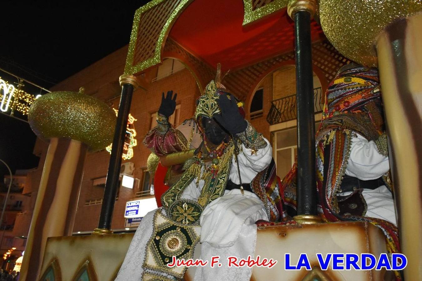 El Cortejo Real que precedía a las carrozas del Melchor, Gaspar y Baltasar, estaba compuesto por distintas carrozas, espectáculos musicales y personajes de fantasía. La Policía Local y el Cuerpo de Bomberos abrieron el recorrido, seguidos de Dafne Dance Academy, Goofy & Donald, Club Gymca VeraCruz, La Sirenita, Academia de Baile EDIG, Pinocho, Escuela de Baile de la Concejalía de Deportes, Las Mariposas, Escuela de Baile Ana, La Bella y la Bestia, la Guardia de Darth Vader y la Banda de Música La Compañía.