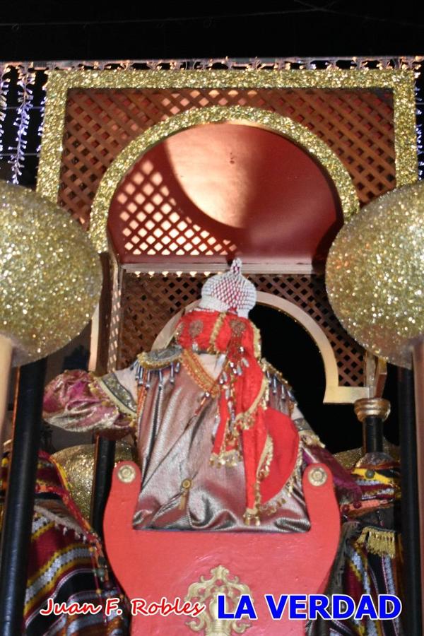 El Cortejo Real que precedía a las carrozas del Melchor, Gaspar y Baltasar, estaba compuesto por distintas carrozas, espectáculos musicales y personajes de fantasía. La Policía Local y el Cuerpo de Bomberos abrieron el recorrido, seguidos de Dafne Dance Academy, Goofy & Donald, Club Gymca VeraCruz, La Sirenita, Academia de Baile EDIG, Pinocho, Escuela de Baile de la Concejalía de Deportes, Las Mariposas, Escuela de Baile Ana, La Bella y la Bestia, la Guardia de Darth Vader y la Banda de Música La Compañía.