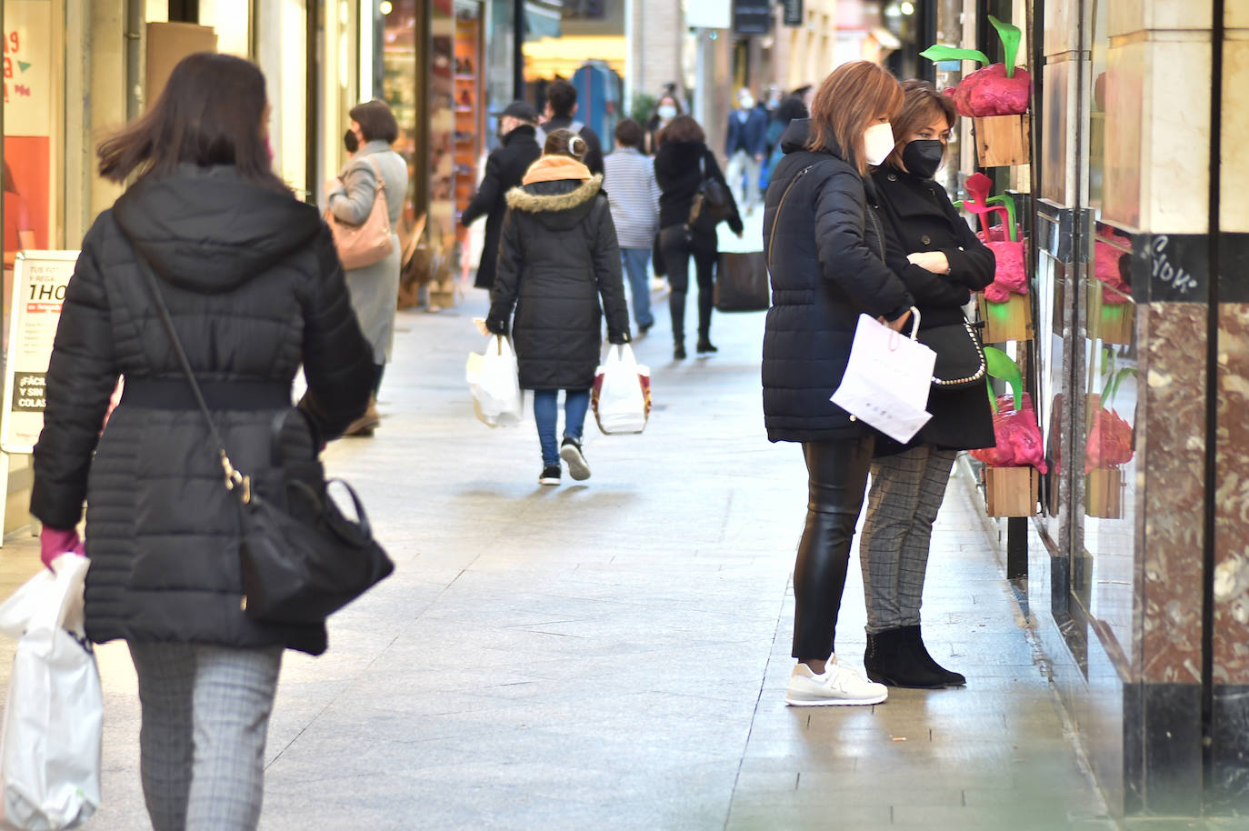 Fotos: Comienzan las rebajas de invierno en Murcia