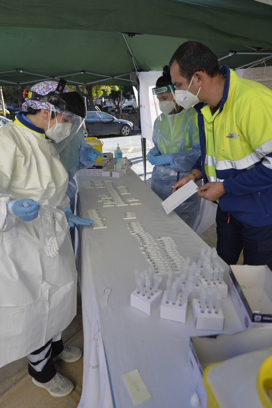 Fotos: Cribado en el servicio de Urgencia de Atención Primaria de San Andrés (Murcia)